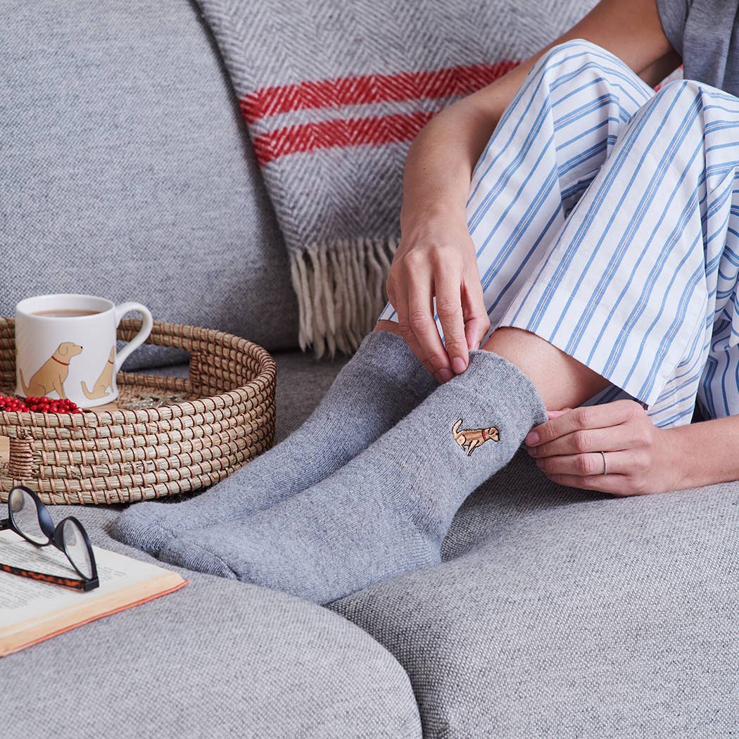 Soft lounge socks featuring embroidered labrador